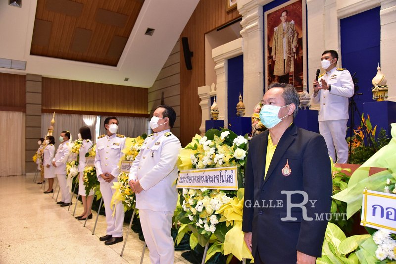 20211013 laying-a-wreath-010.JPG